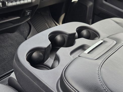 Used 2024 RAM 2500 Big Horn w/ Protection Group AWD/4WD image 24