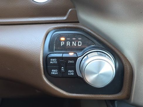 Used 2021 RAM 1500 Laramie image 21