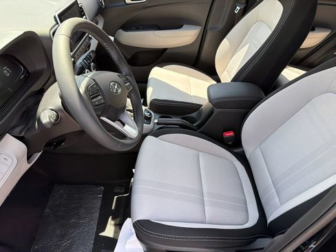 New 2026 Hyundai Venue SEL FWD image 10