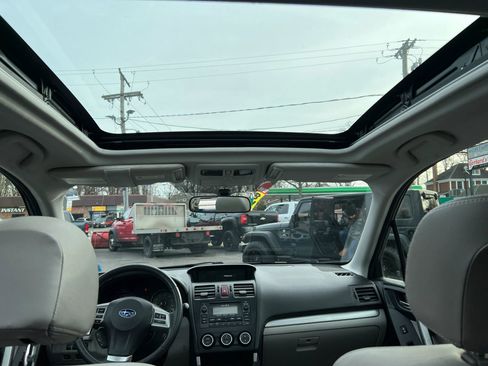 Used 2014 Subaru Forester 2.5i Limited image 3