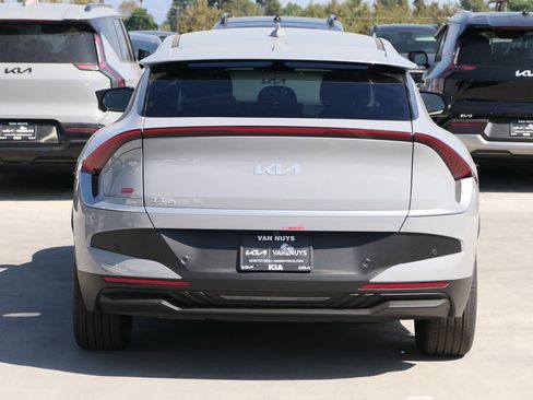 New 2025 Kia EV6 Light w/ Light LR Technology Package image 4