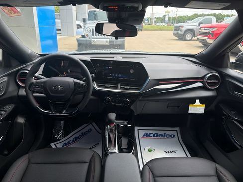 New 2026 Chevrolet Trax RS w/ Driver Confidence Package FWD image 26