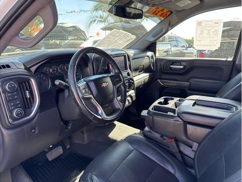 Used 2020 Chevrolet Silverado 1500 LTZ AWD/4WD image 9