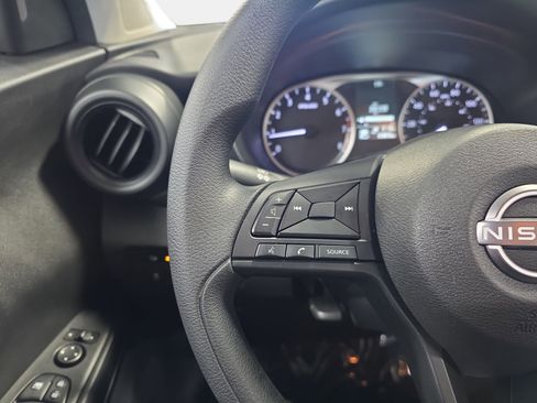 Certified 2025 Nissan Kicks Play S image 16