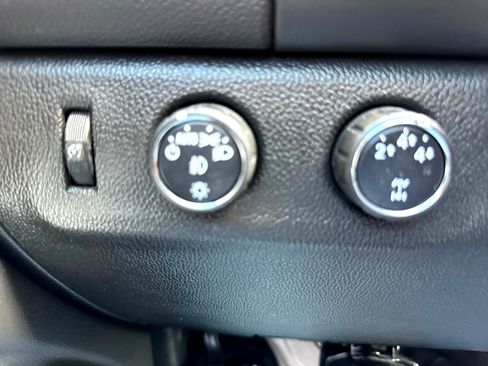 Used 2016 Chevrolet Colorado LT w/ LT Convenience Package image 33