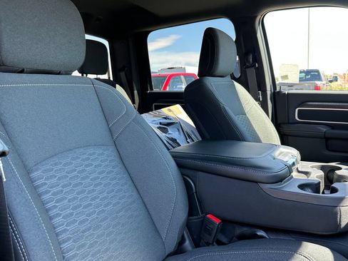 New 2026 RAM 2500 Big Horn AWD/4WD image 45