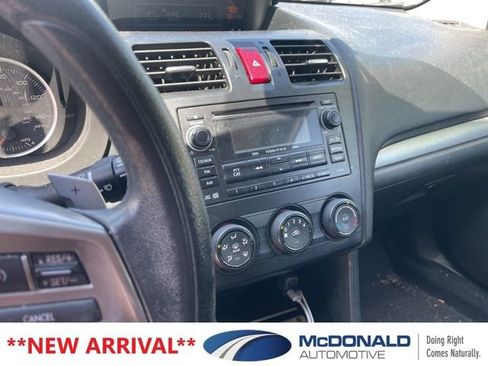 Used 2014 Subaru Crosstrek 2.0i Premium AWD/4WD image 5