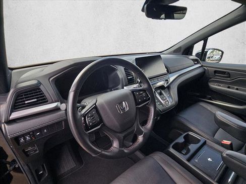 Used 2025 Honda Odyssey Sport-L image 9