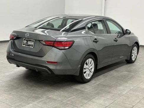 Used 2025 Nissan Sentra S FWD image 2
