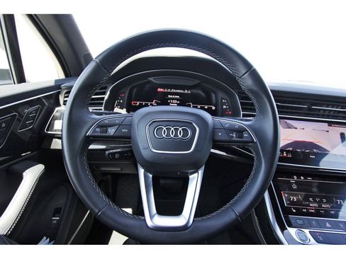 Used 2025 Audi Q7 3.0T Premium Plus image 14