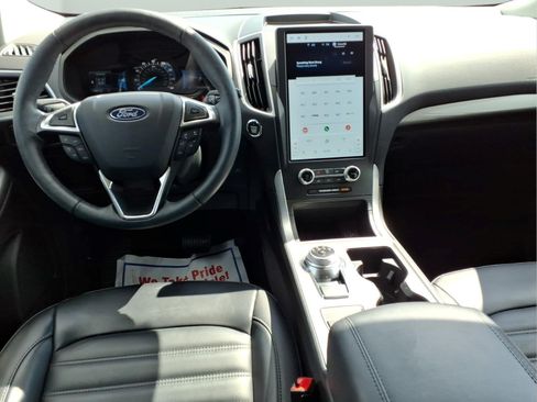 Used 2024 Ford Edge SEL w/ Convenience Package AWD/4WD image 9