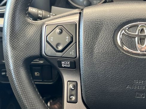 Certified 2018 Toyota Tacoma TRD Sport RWD image 24