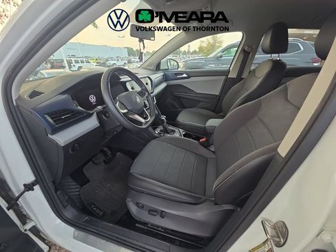 Used 2022 Volkswagen Taos SE AWD/4WD image 6