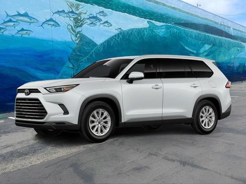 New 2026 Toyota Grand Highlander FWD image 1
