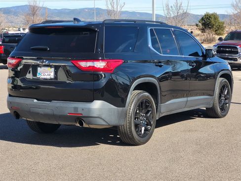 Used 2019 Chevrolet Traverse LT w/ LPO, Blackout Package image 5