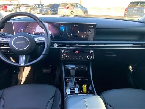 Used 2025 Hyundai Tucson SEL image 16