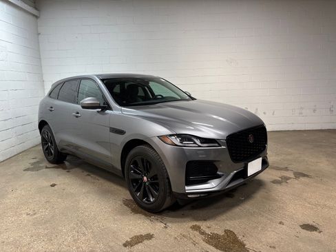 Used 2023 Jaguar F-PACE S AWD/4WD image 4
