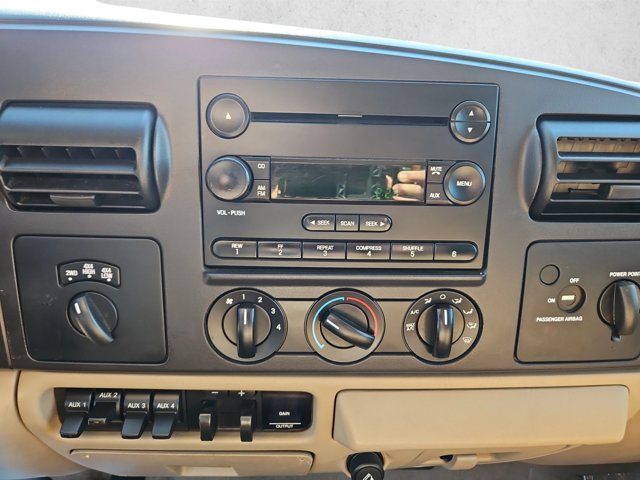 Used 2005 Ford F250 XLT AWD/4WD image 13