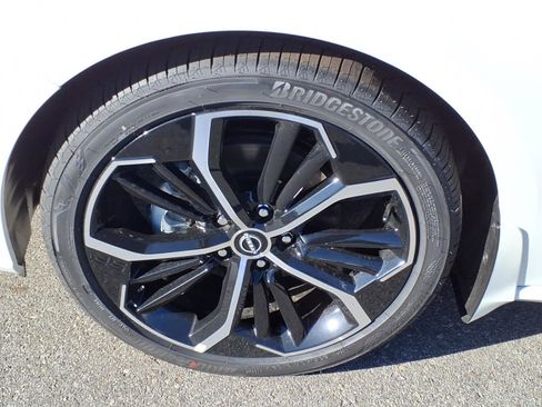 New 2025 Nissan Altima 2.5 SR w/ SR Premium Package image 3