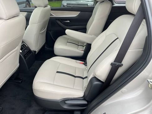 Used 2024 MAZDA CX-90 Plug-In Hybrid w/ Premium Pkg AWD/4WD image 19