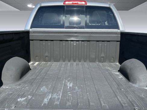 Used 2016 Toyota Tundra SR5 w/ SR5 Upgrade Package image 31