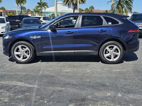 Used 2018 Jaguar F-PACE Premium image 2