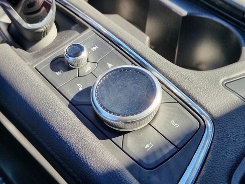 Used 2024 Cadillac XT6 Sport image 25