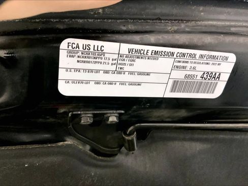 Used 2022 Jeep Wrangler Unlimited Rubicon w/ Steel Bumper Group image 31