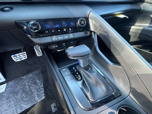 Certified 2026 Hyundai Elantra Sport FWD image 30
