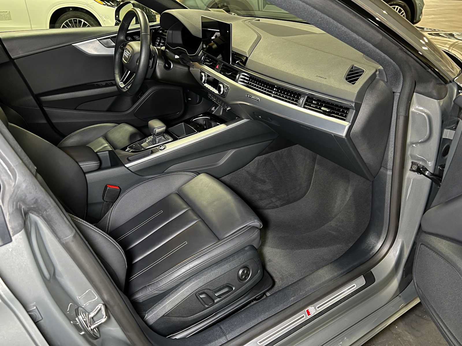 Used 2025 Audi A5 2.0T Premium AWD/4WD image 12
