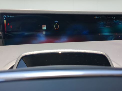 New 2026 Lincoln Nautilus Premier AWD/4WD image 13