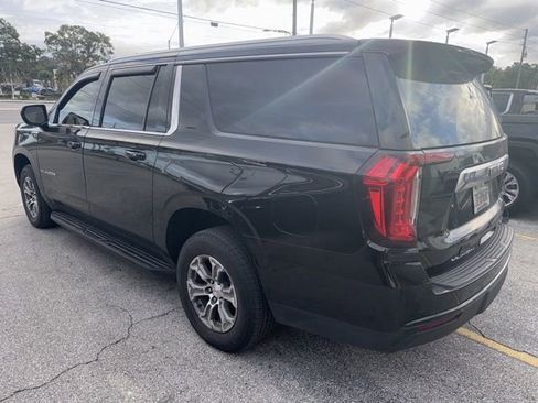 Used 2022 GMC Yukon XL SLE w/ Gmc Pro Safety Plus Package image 7