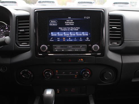 Used 2023 Nissan Frontier SV w/ Midnight Edition Package AWD/4WD image 11