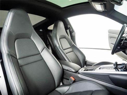 Certified 2020 Porsche 911 Carrera S RWD image 18