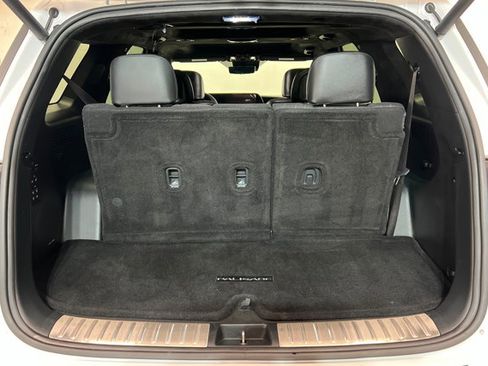 Used 2024 Hyundai Palisade Calligraphy image 23