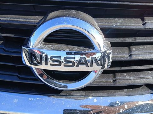 Used 2018 Nissan Altima 2.5 SV w/ 2.5 SV Technology Package FWD image 2