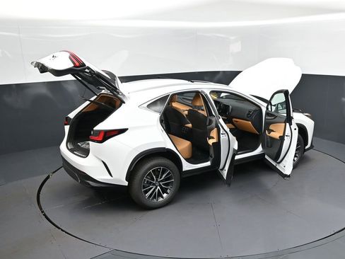 New 2026 Lexus NX 350 AWD image 49