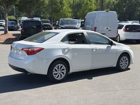 Used 2019 Toyota Corolla LE FWD image 13
