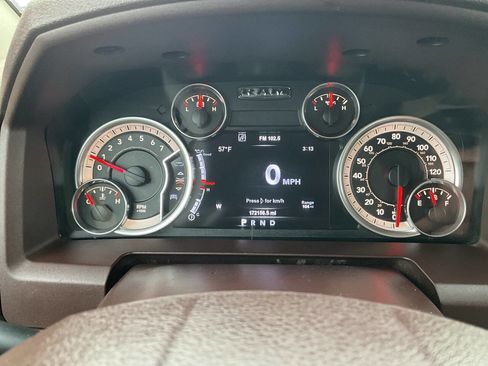 Used 2015 RAM 1500 Outdoorsman image 13