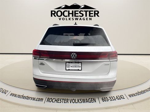 New 2026 Volkswagen Atlas SE image 6