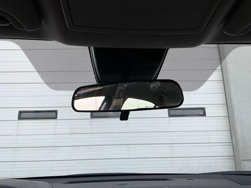 Used 2025 Nissan Altima 2.5 SV image 18