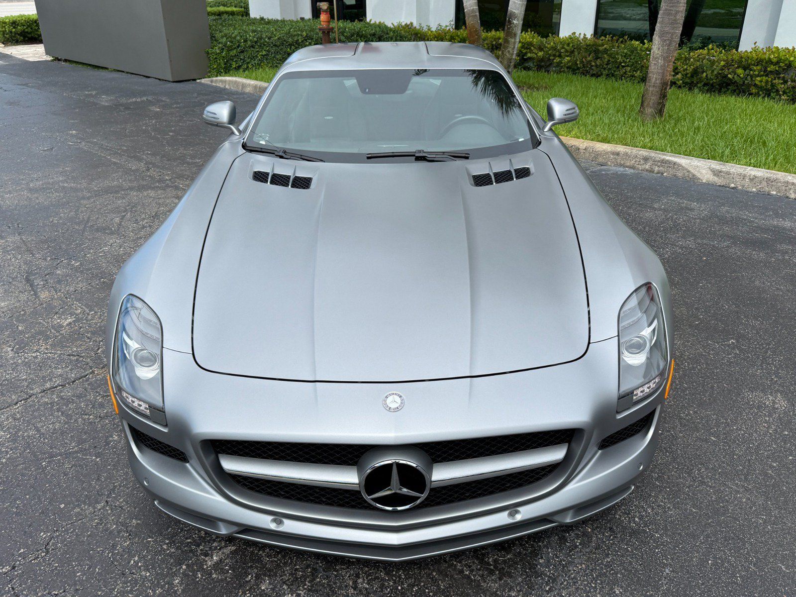 Used 2012 Mercedes-Benz SLS AMG Coupe image 7