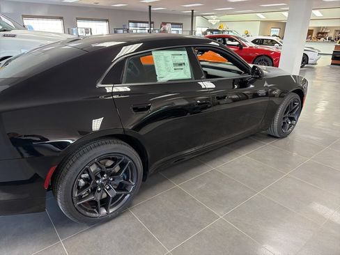 New 2026 Dodge Charger R/T AWD/4WD image 5