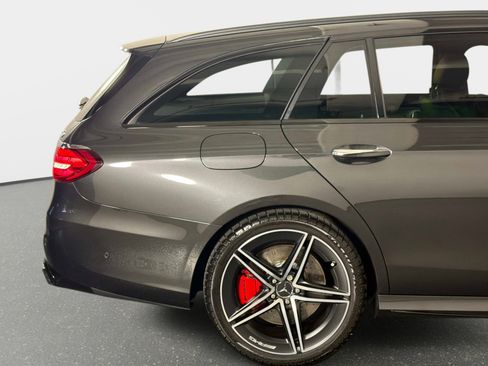 Used 2023 Mercedes-Benz E 63 AMG S image 19