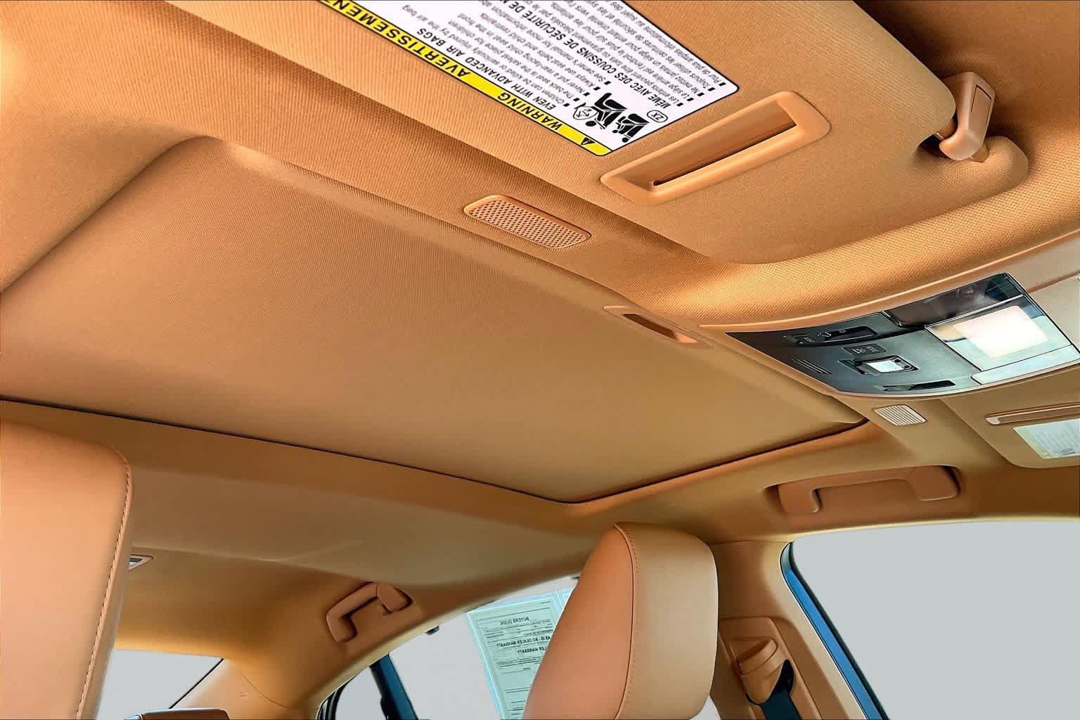Used 2024 Lexus ES 300h Ultra Luxury w/ Accessory Package (Z2) FWD image 12