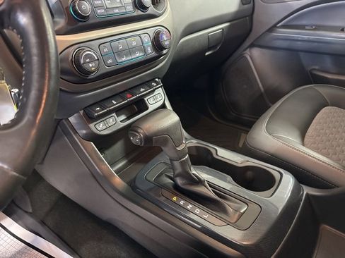 Used 2017 Chevrolet Colorado Z71 image 17