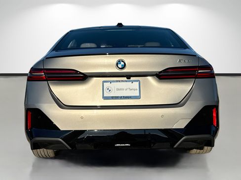 New 2026 BMW 530i w/ Executive Package image 4