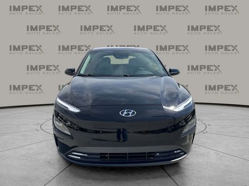 Used 2023 Hyundai Kona SE image 8