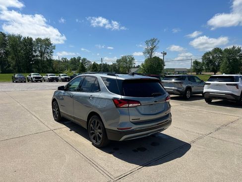 Used 2023 Chevrolet Equinox RS w/ RS Leather Package AWD/4WD image 6