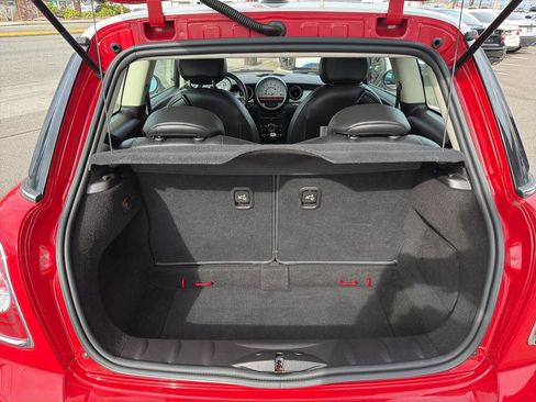 Used 2011 MINI Cooper Hardtop image 6